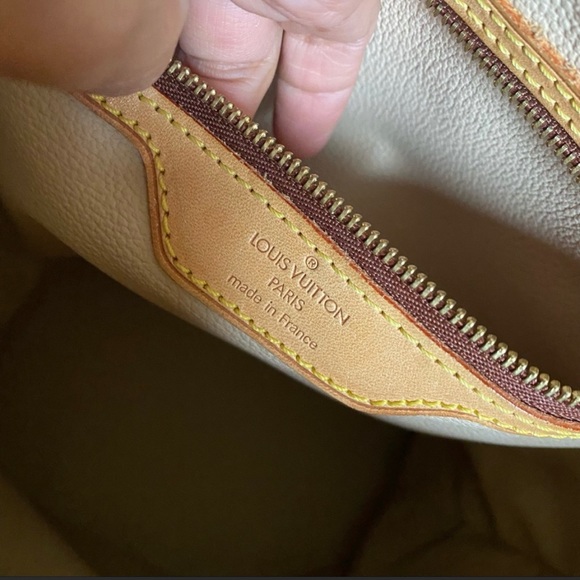 ❌❌SOlD❌❌Louis Vuitton Bucket GM - Picture 4 of 10